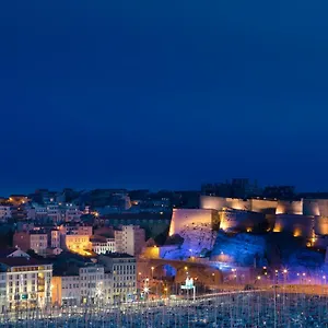 Ibis Budget Est Porte D'aubagne Marsylia